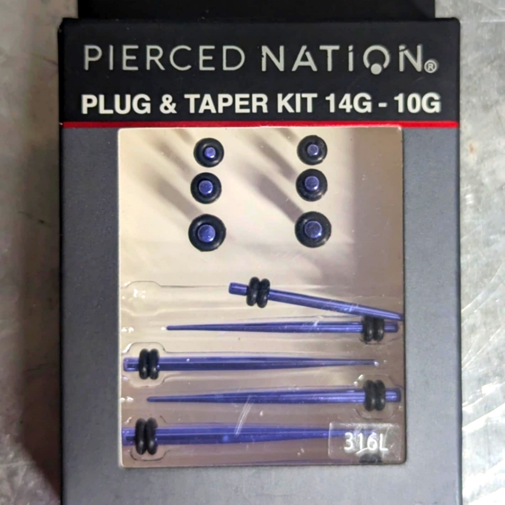 Pierced Nation War Gauge Kit with plugs